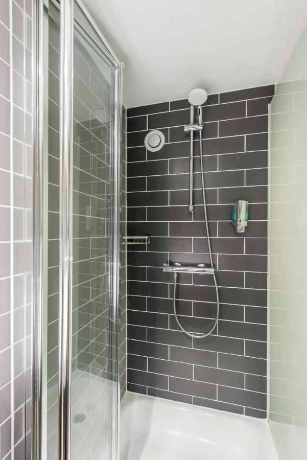 Hotel Express Strathclyde Park M74, Jct 5 By Ihg 3*